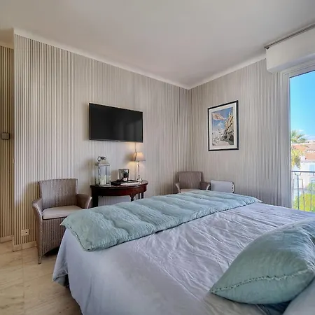 Ref 1482 - Back Croisette - For Rent *