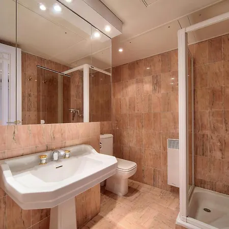 Ref 1482 - Back Croisette - For Rent